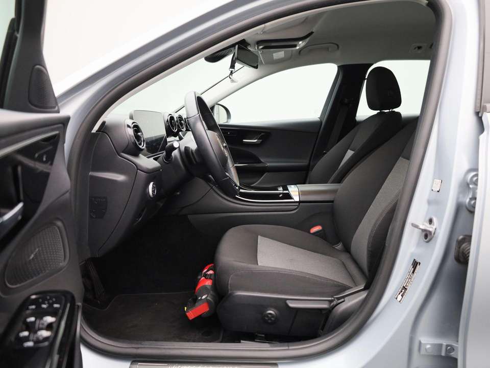 Mercedes-Benz C 200 - Imagem 9