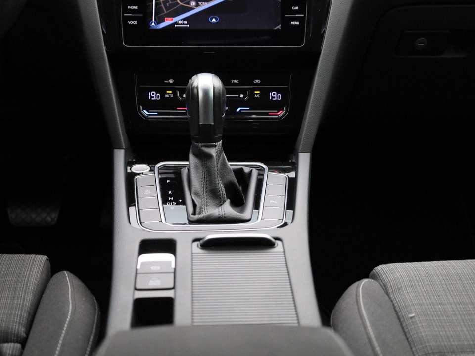 Volkswagen Passat Variant - Imagem 10