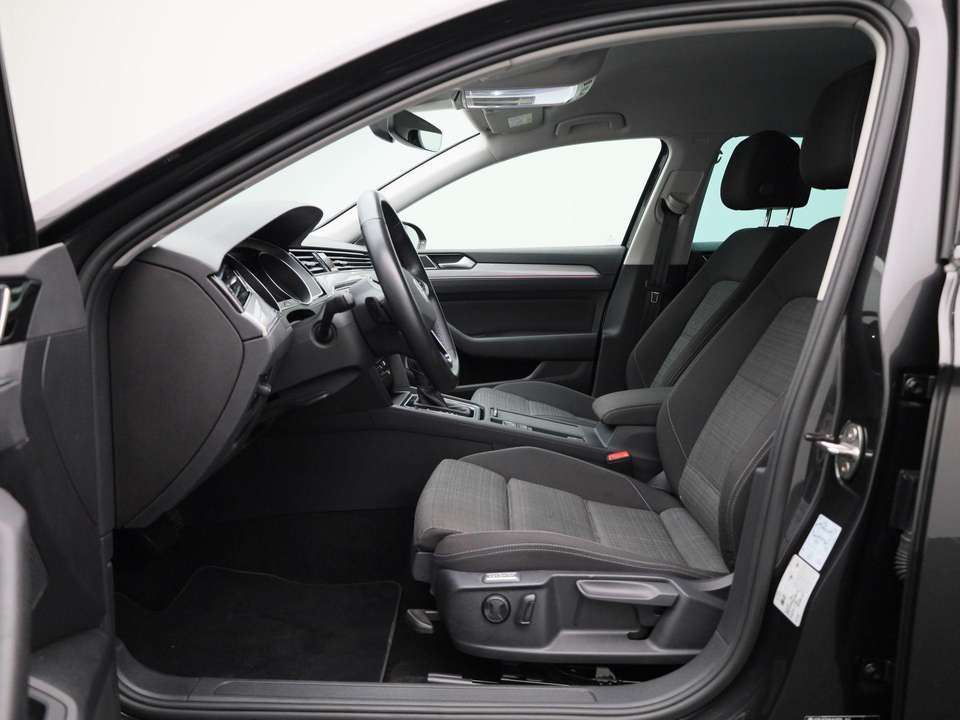 Volkswagen Passat Variant - Imagem 11