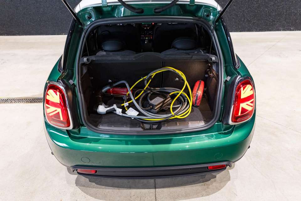 MINI Cooper SE - Imagem 11