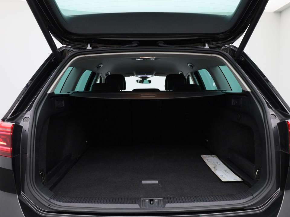 Volkswagen Passat Variant - Imagem 14