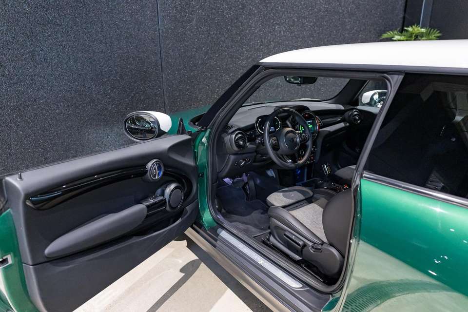 MINI Cooper SE - Imagem 12