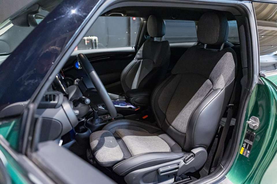 MINI Cooper SE - Imagem 15