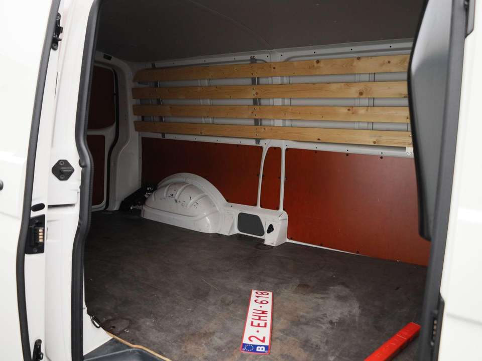 Volkswagen Transporter - Imagem 13
