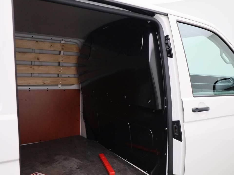 Volkswagen Transporter - Imagem 14
