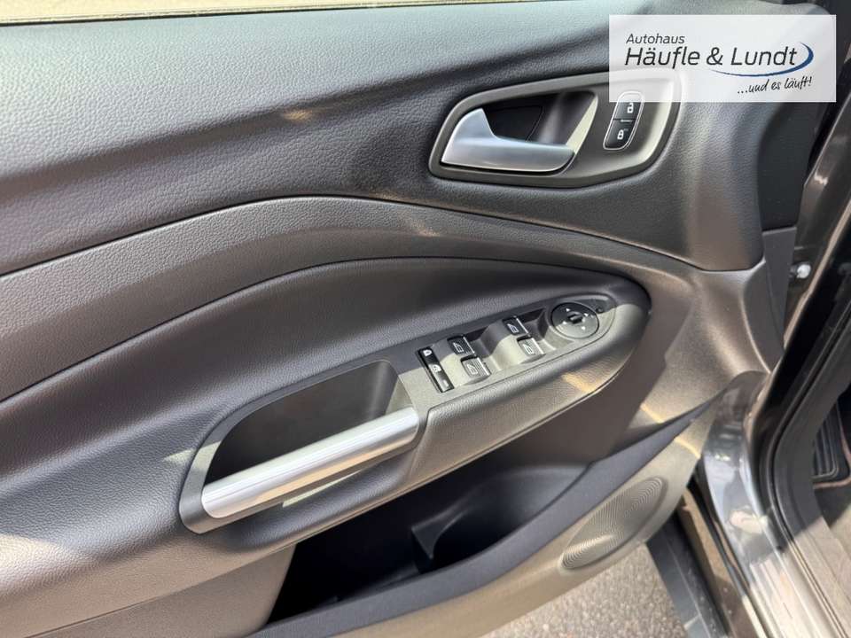 Ford Kuga - Imagem 7