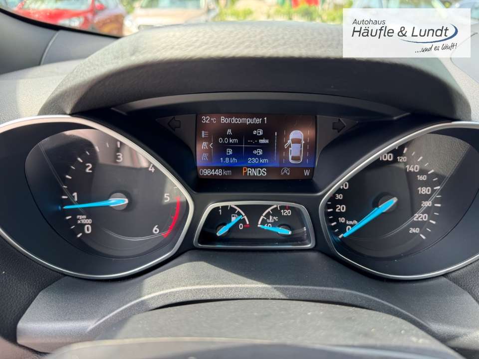 Ford Kuga - Imagem 9