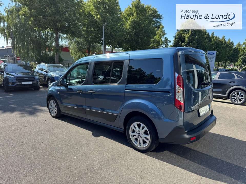 Ford Grand Tourneo - Imagem 6