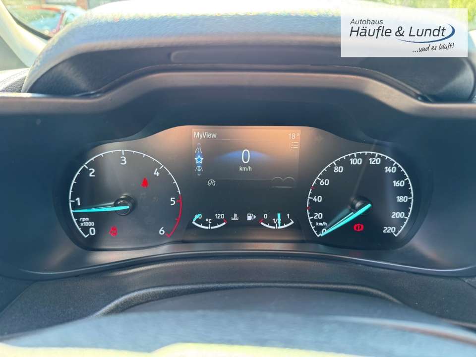 Ford Grand Tourneo - Imagem 9