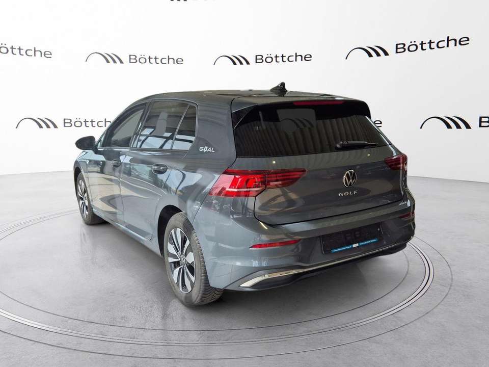 Volkswagen Golf - Imagem 3