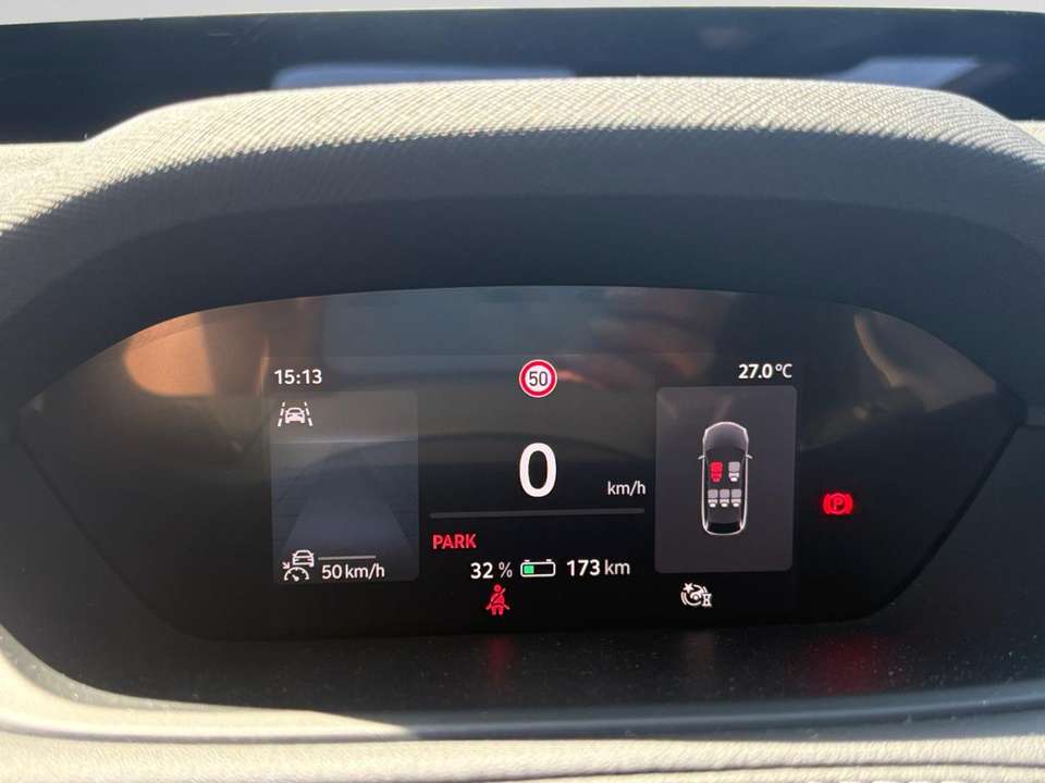 Skoda Enyaq - Imagem 12