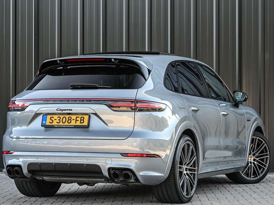 Porsche Cayenne - Imagem 6