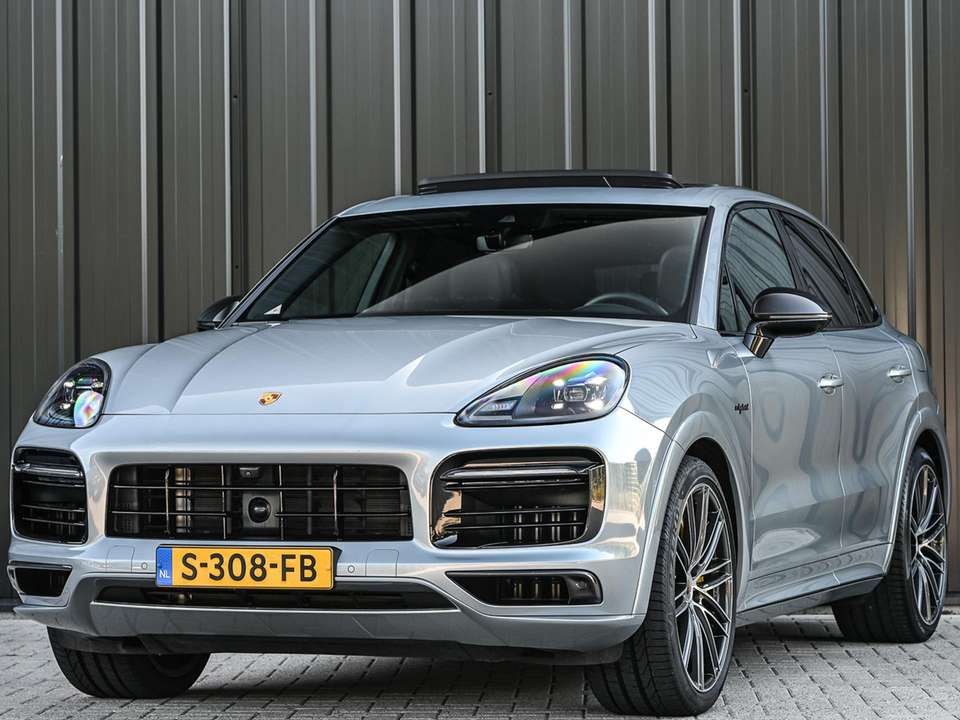 Porsche Cayenne - Imagem 14