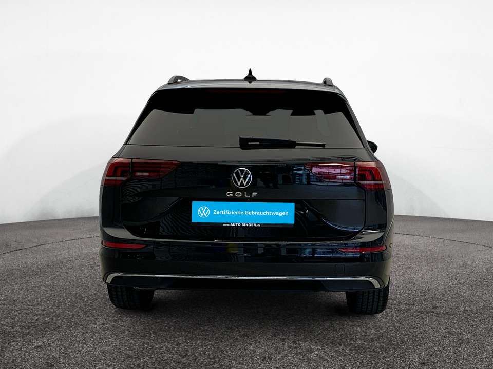 Volkswagen Golf Variant - Imagem 8