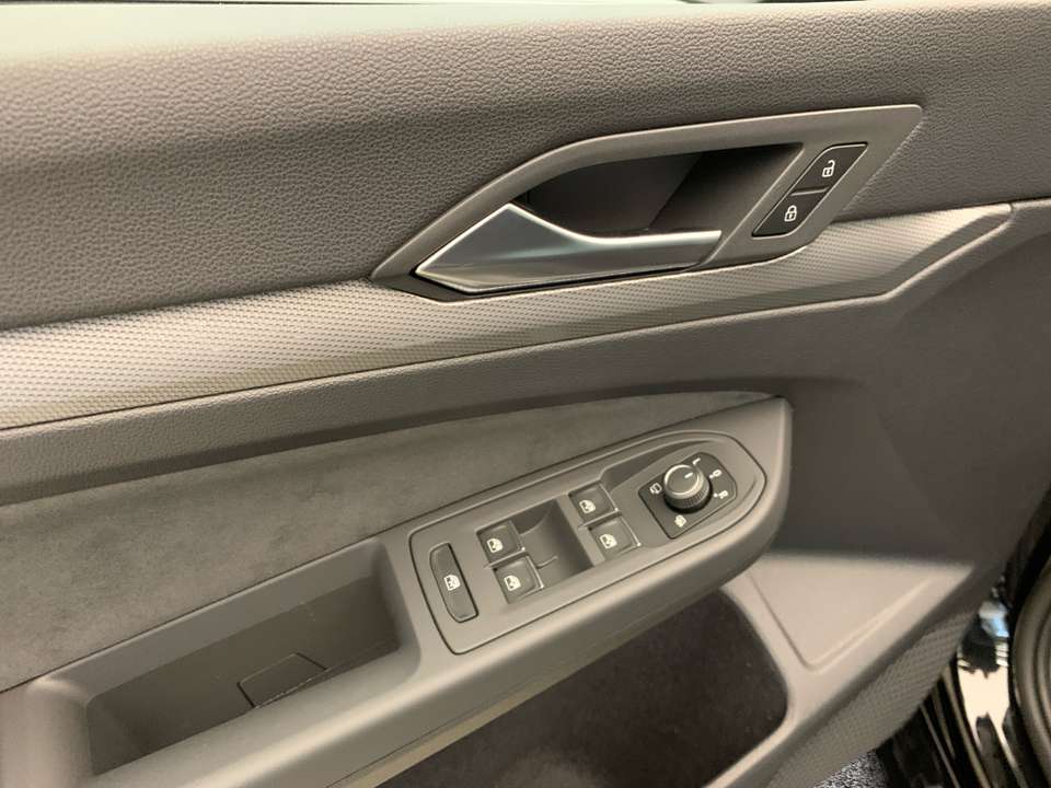 Volkswagen Golf Variant - Imagem 10