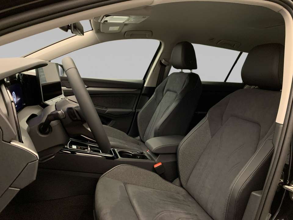Volkswagen Golf Variant - Imagem 12