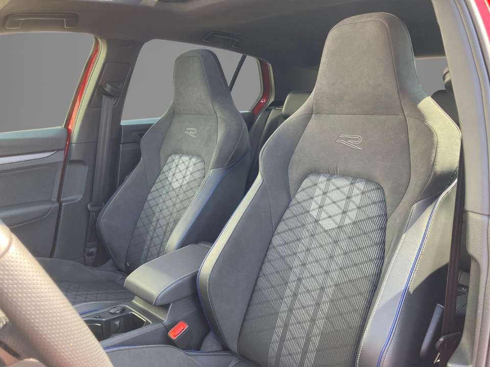 Volkswagen Golf - Imagem 10
