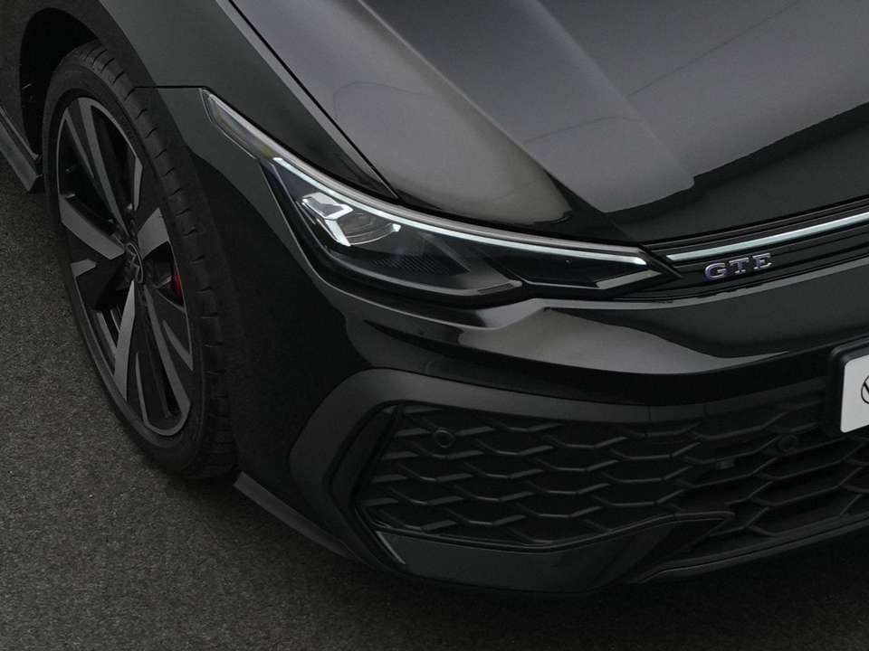 Volkswagen Golf GTE - Imagem 14