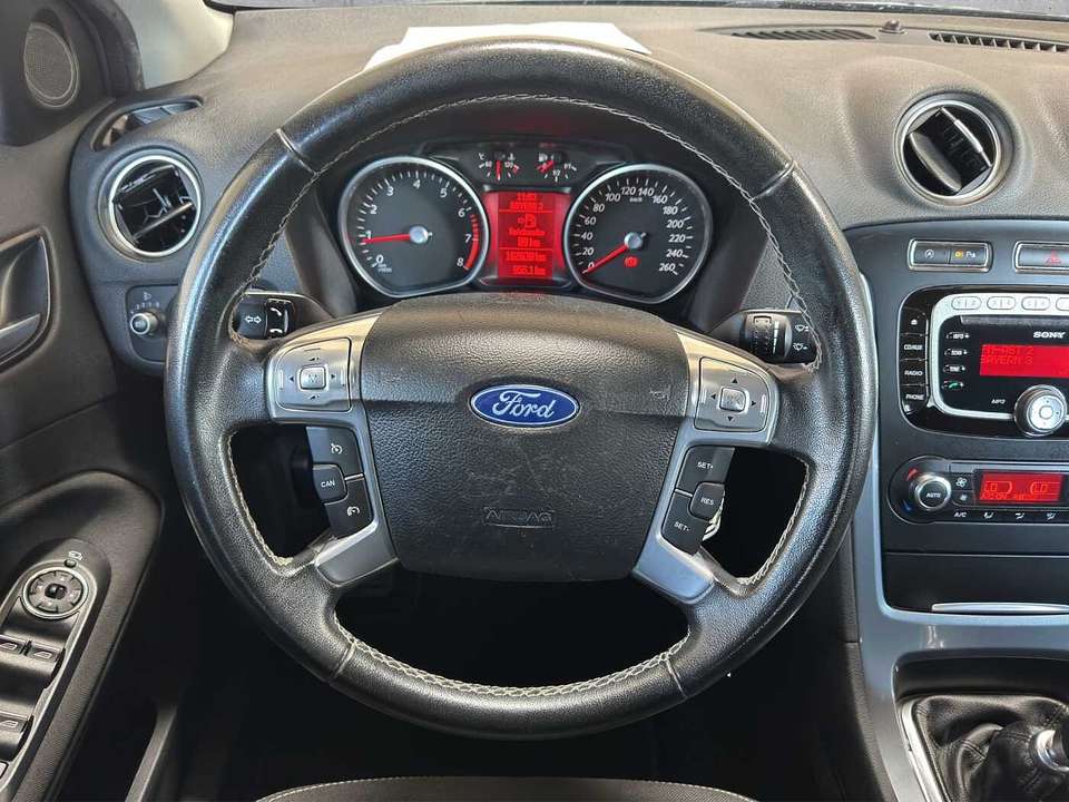 Ford Mondeo - Imagem 5