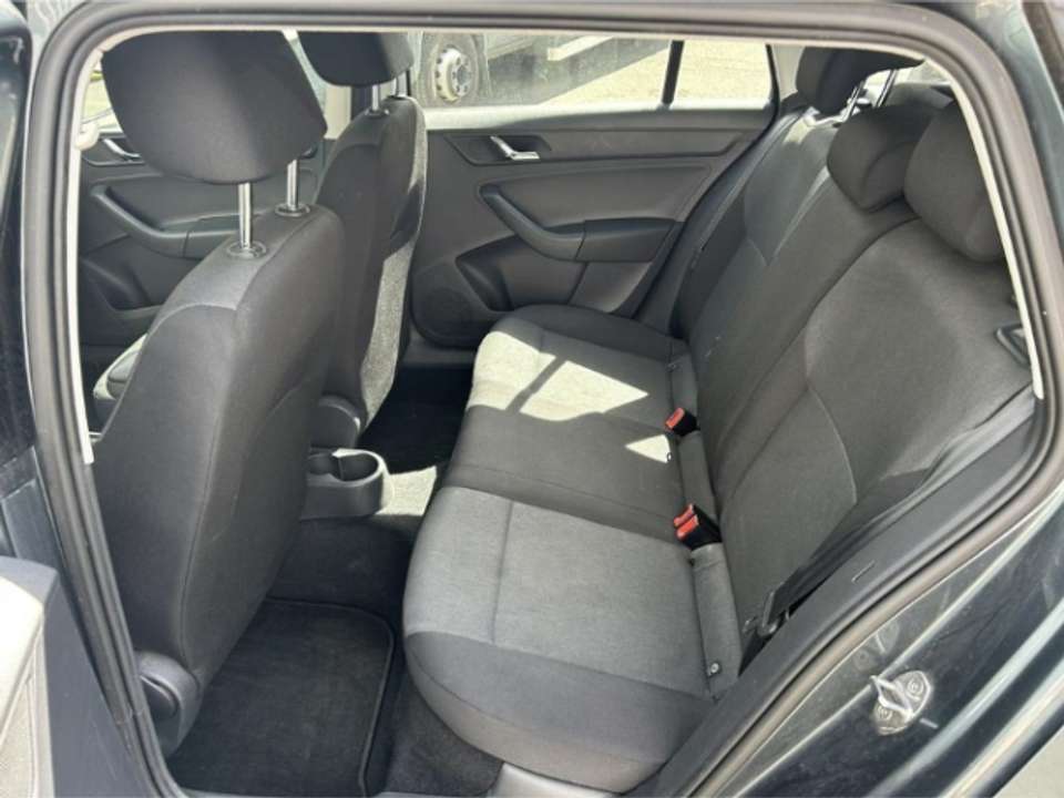 Skoda Rapid/Spaceback - Imagem 8