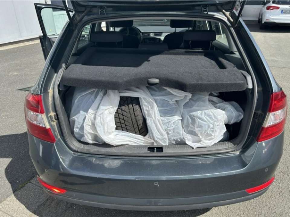 Skoda Rapid/Spaceback - Imagem 9