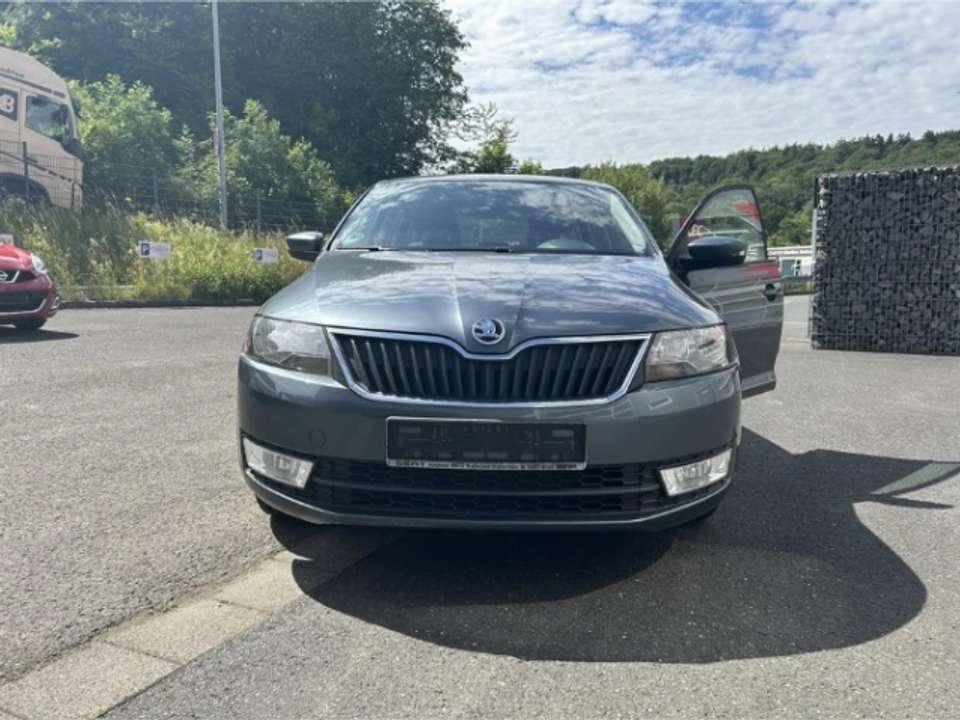 Skoda Rapid/Spaceback - Imagem 11