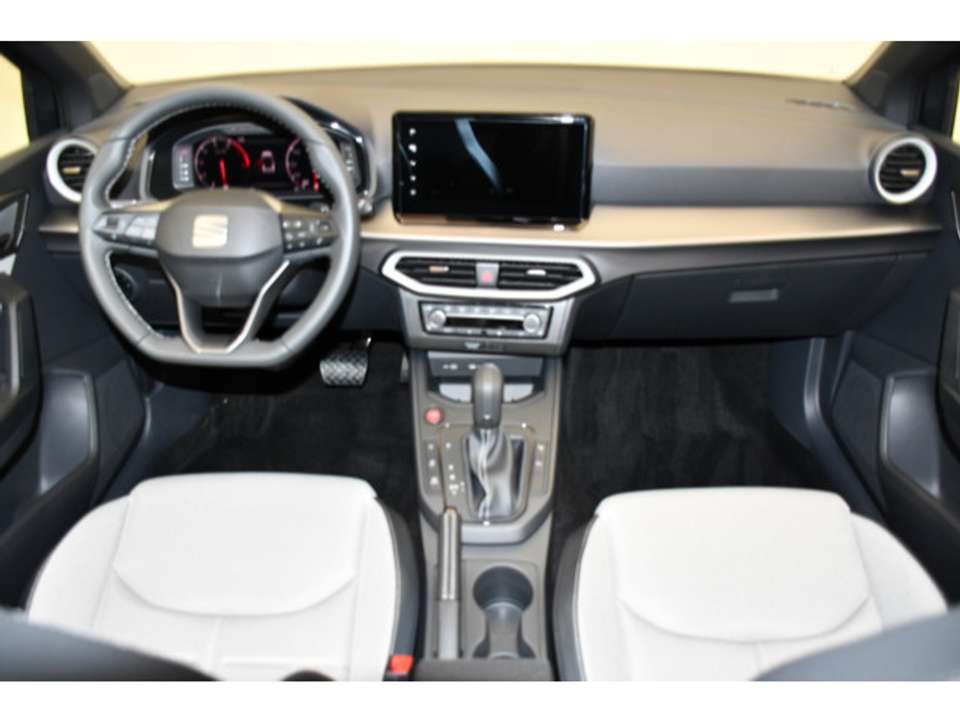 SEAT Arona - Imagem 4