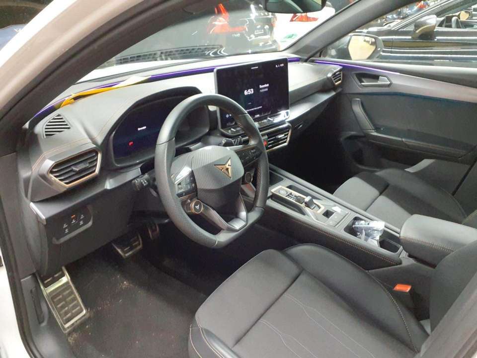 CUPRA Leon - Imagem 8