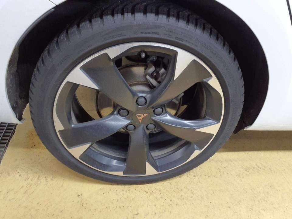 CUPRA Leon - Imagem 13