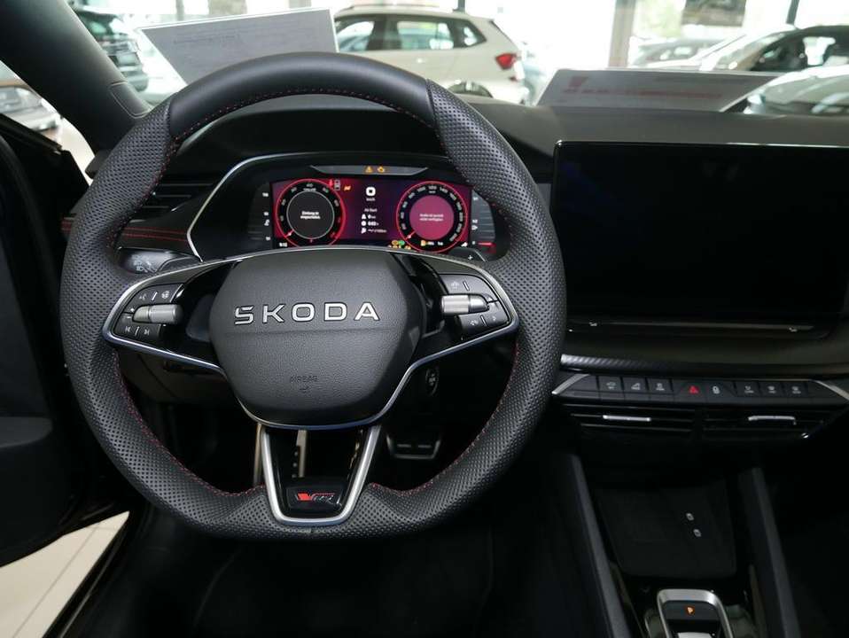 Skoda Octavia - Imagem 9
