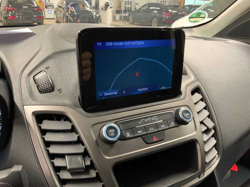 Ford Transit Connect - Imagem 8
