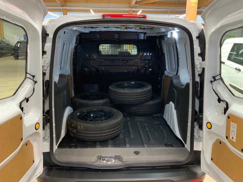 Ford Transit Connect - Imagem 11