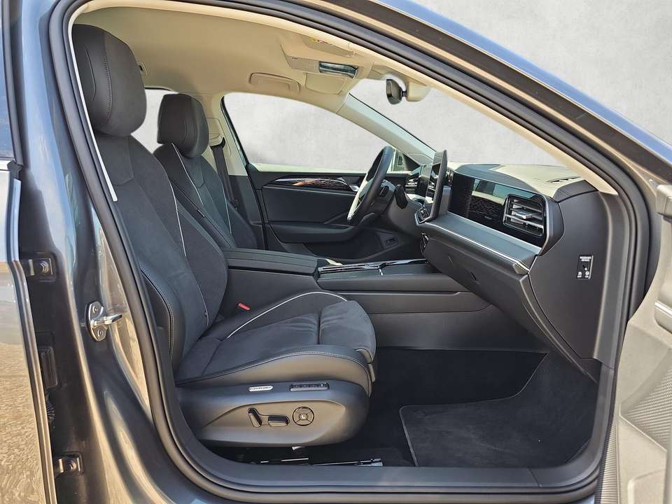Volkswagen Passat Variant - Imagem 12