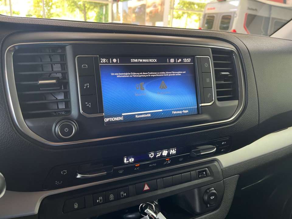 Car picture 11