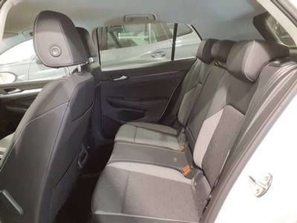 Volkswagen Golf - Imagem 4