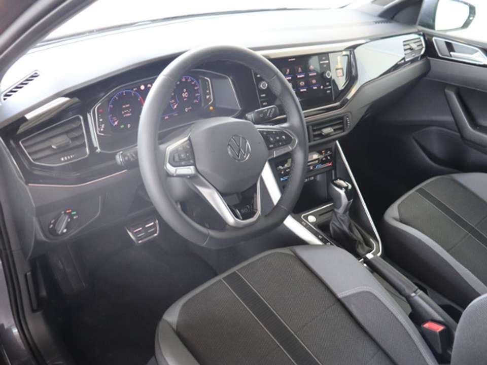 Volkswagen Polo - Imagem 13