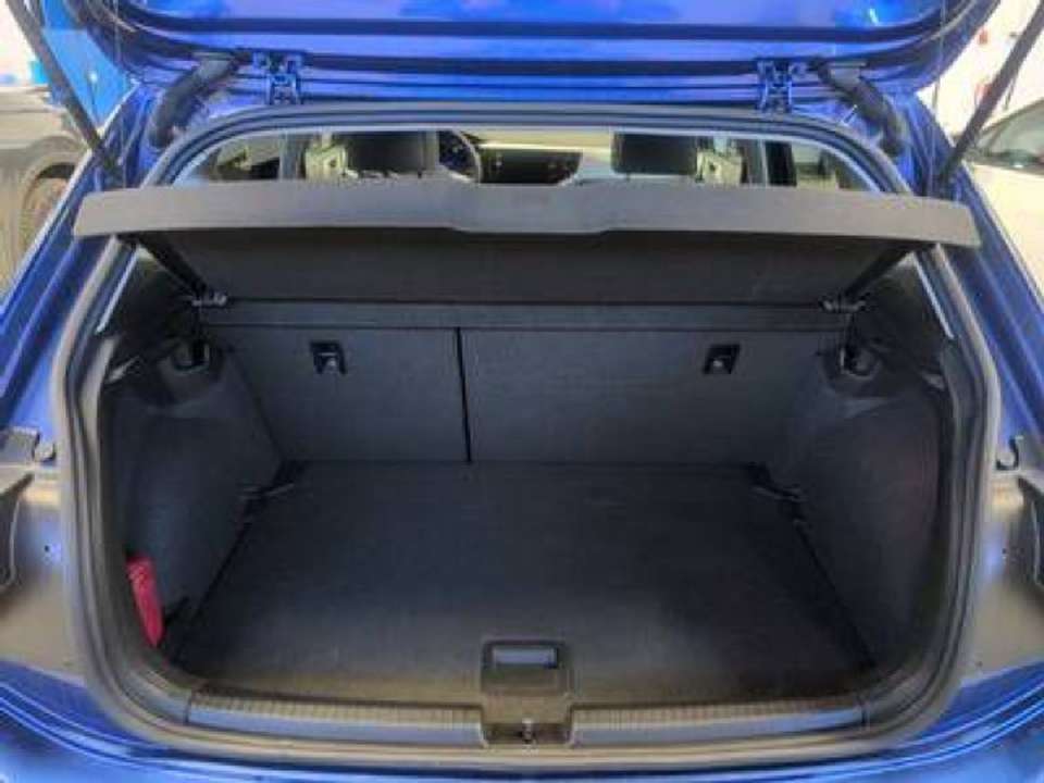 Volkswagen Polo - Imagem 9