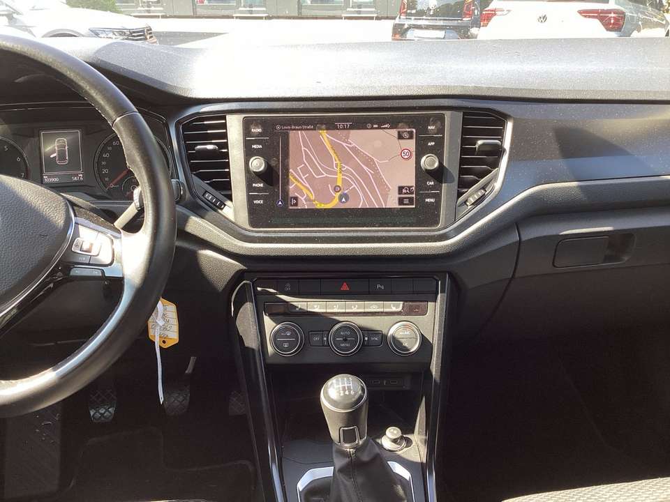 Volkswagen T-Roc - Imagem 12