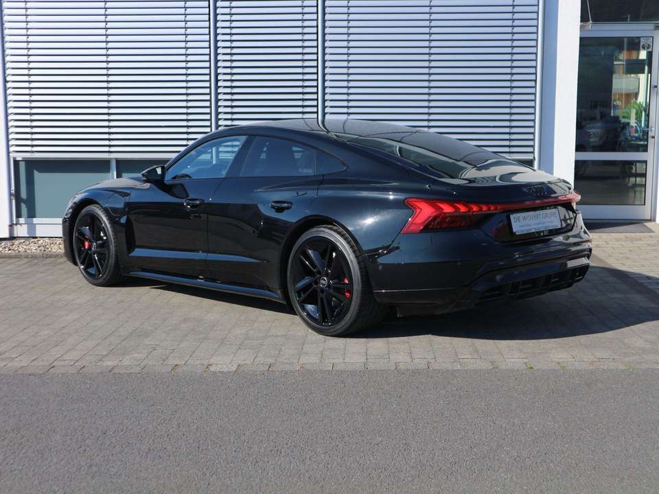 Audi RS e-tron GT - Imagem 4