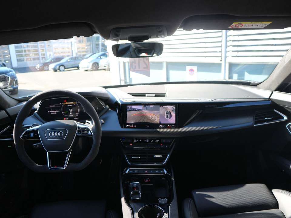 Audi RS e-tron GT - Imagem 15