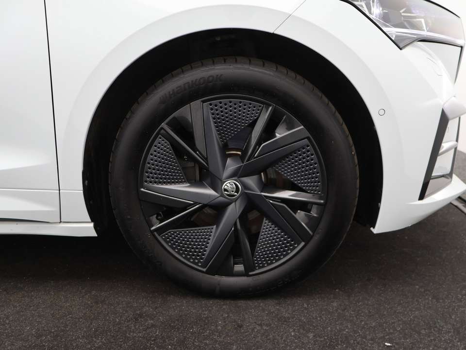 Skoda Enyaq - Imagem 8