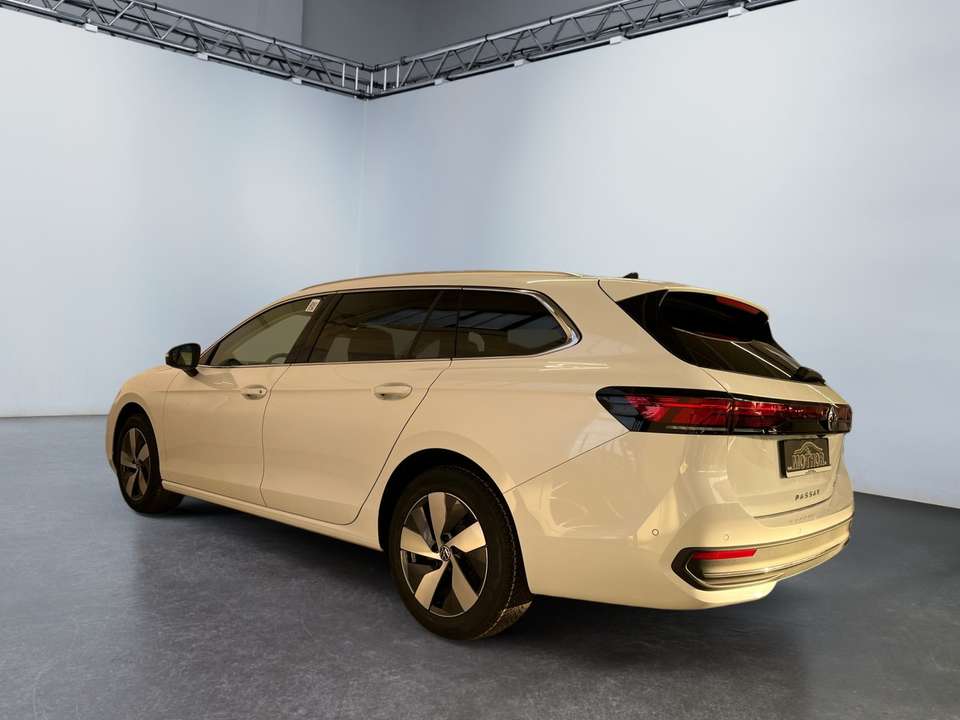 Volkswagen Passat Variant - Imagem 4