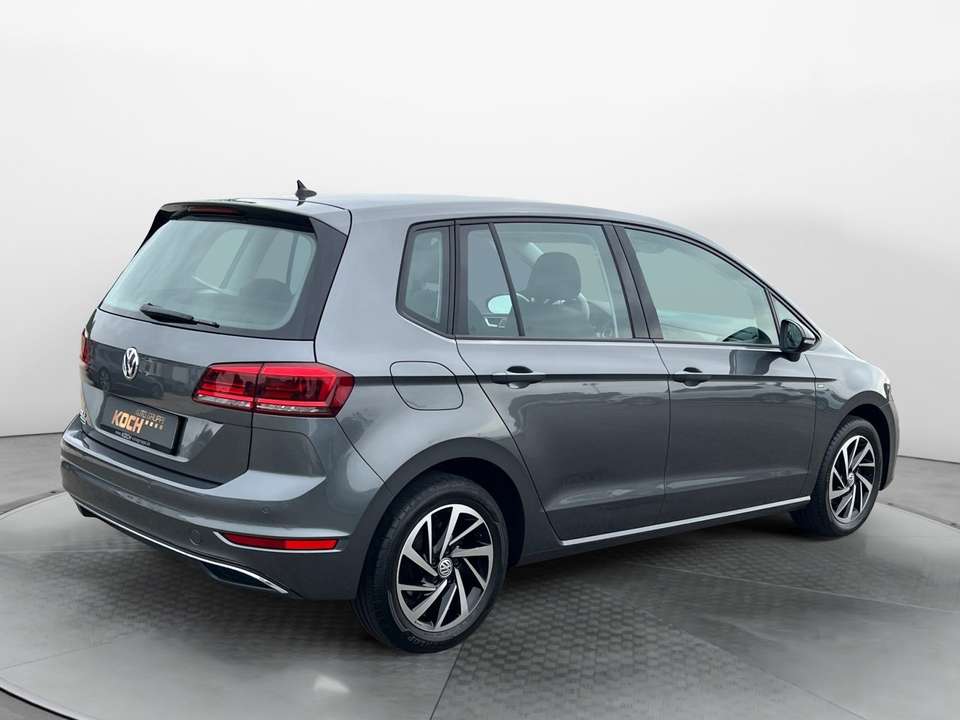 Volkswagen Golf Sportsvan - Imagem 9