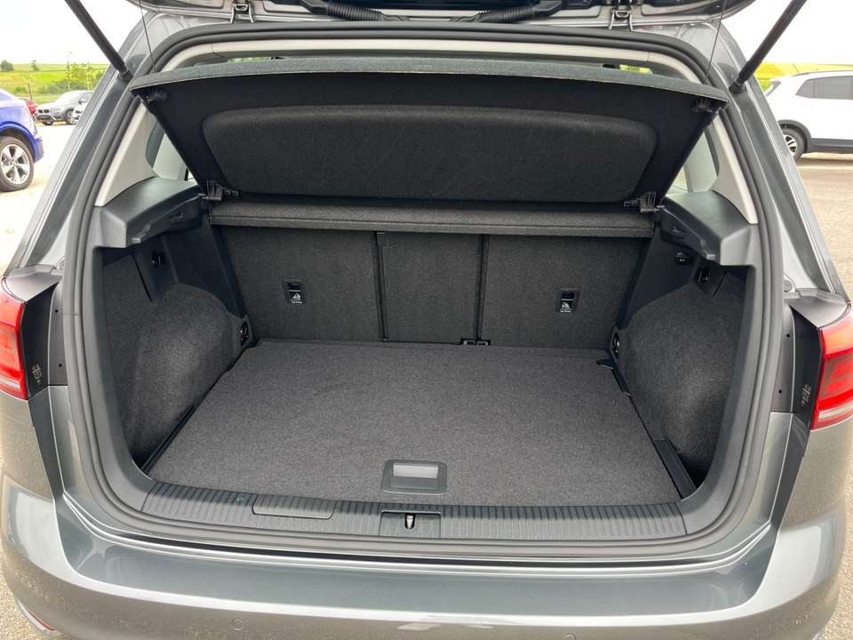 Volkswagen Golf Sportsvan - Imagem 15