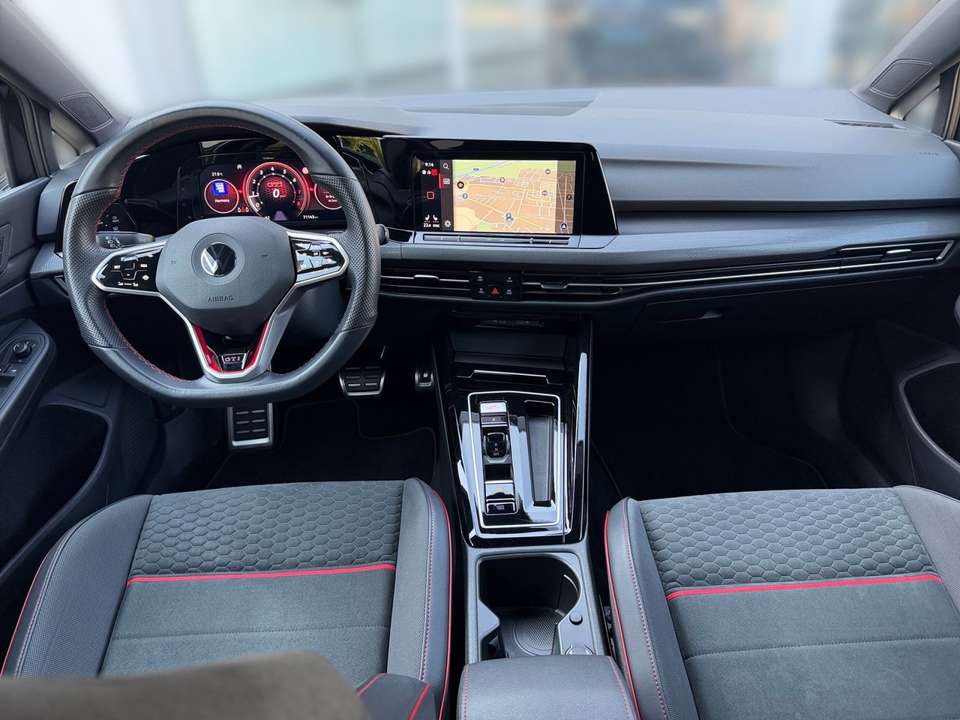 Volkswagen Golf GTI - Imagem 11