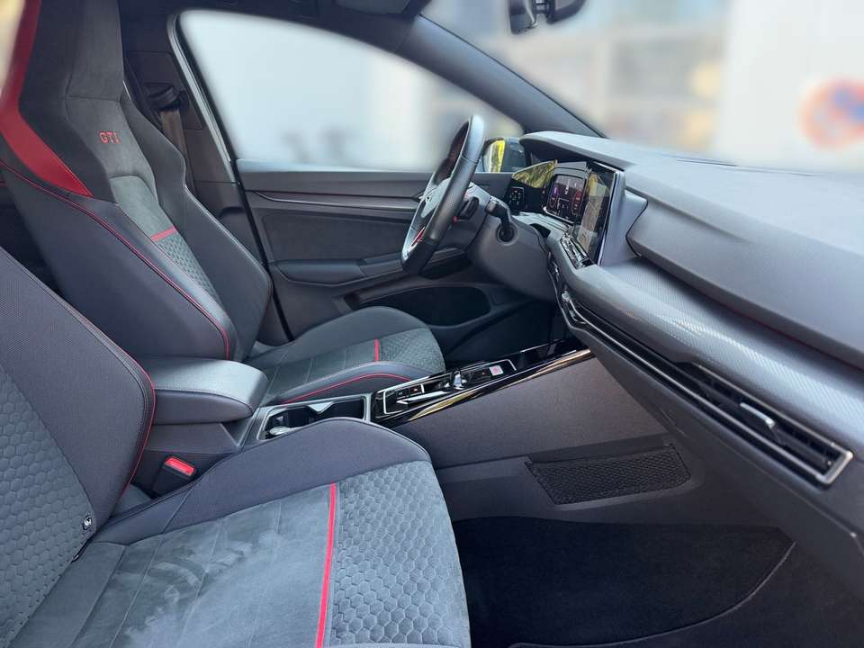 Volkswagen Golf GTI - Imagem 12