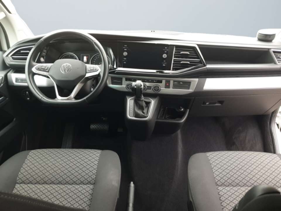 Volkswagen T6.1 California - Imagem 10