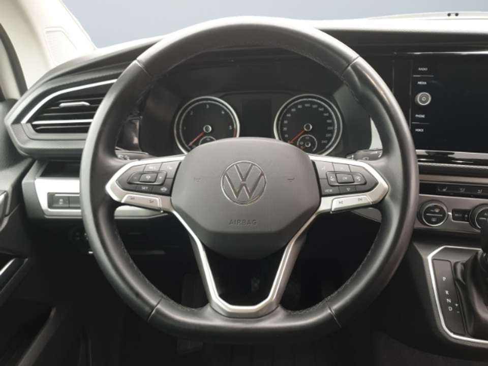 Volkswagen T6.1 California - Imagem 11