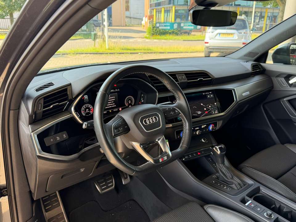 Audi Q3 - Imagem 8