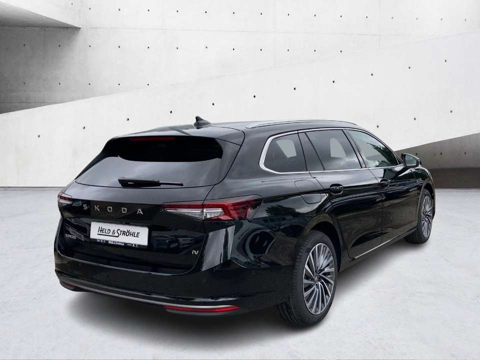 Skoda Superb - Imagem 4